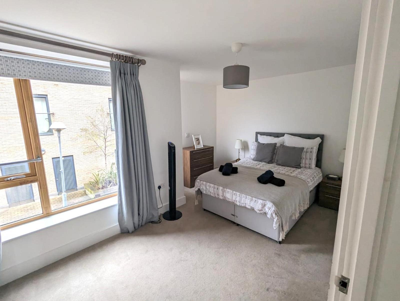Luxurious & Modern Townhouse In Hammersmith Daire Londra Dış mekan fotoğraf